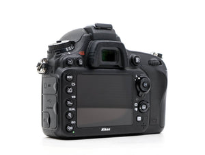 Nikon D610 - segunda mano - excelente estado - detalle 4 de 4 - SKU 3790919 - Camera Market