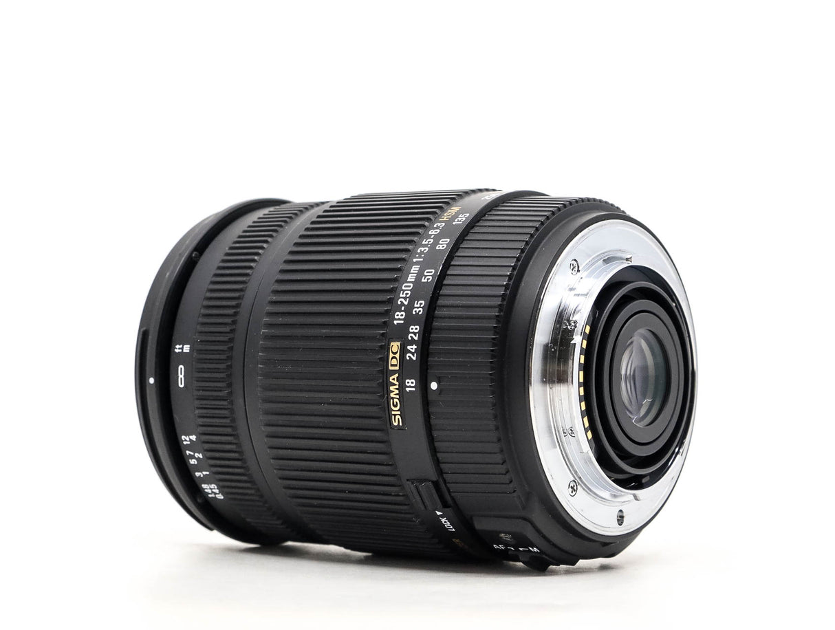 Sigma 18-250mm f/3.5-6.3 DC OS HSM - Sony A Fit