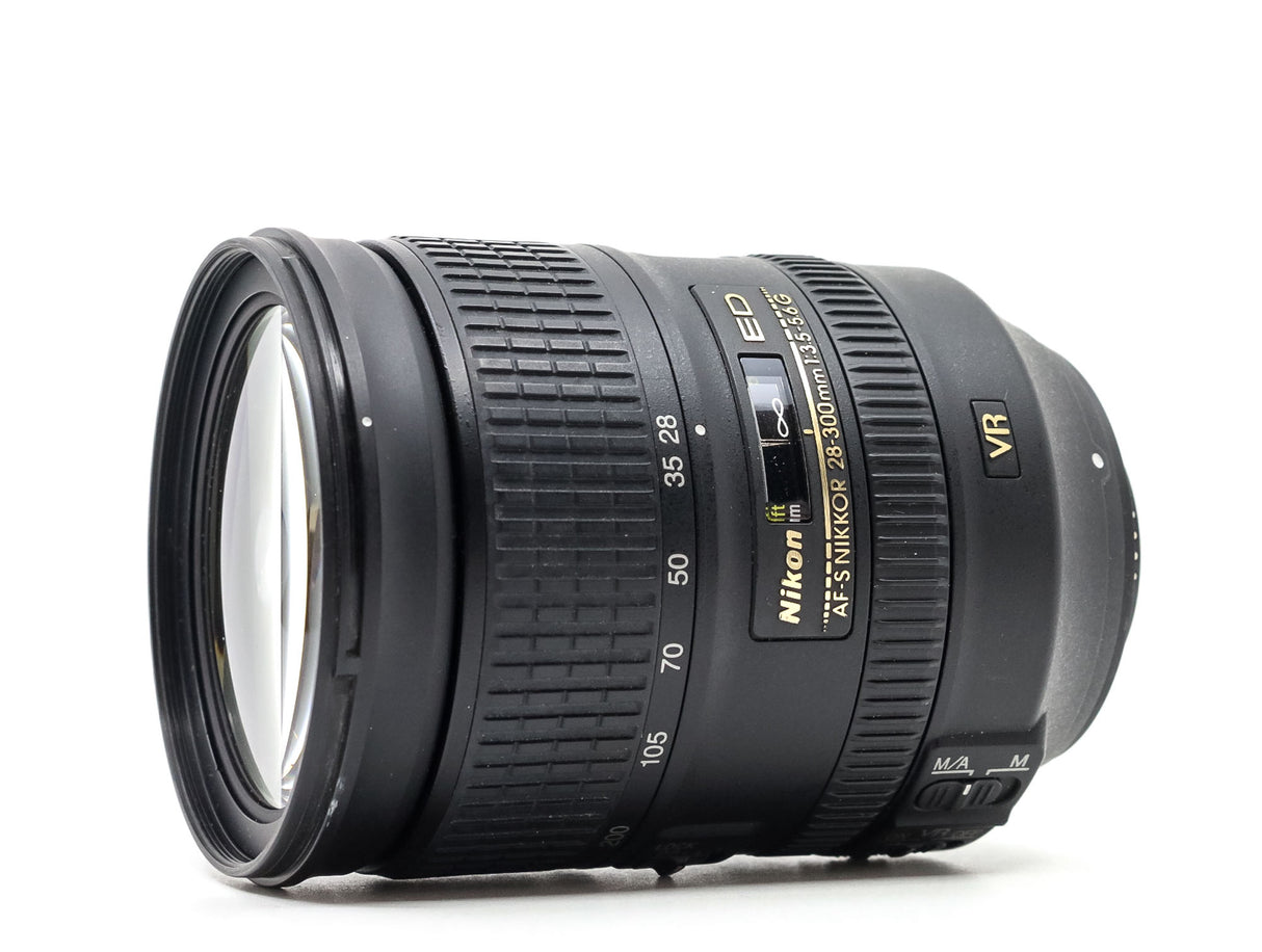 Nikon AF-S Nikkor 28-300mm f/3.5-5.6G IF-ED VR