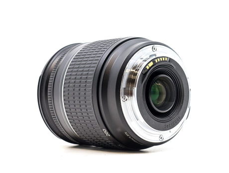 Canon EF 28-200mm f/3.5-5.6 USM