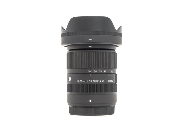 Sigma 18-50mm f/2.8 DC DN Contemporary - Fujifilm X Fit - segunda mano - excelente estado - foto principal - SKU 3615116 - Ca