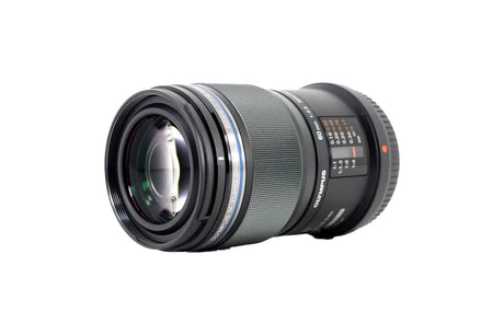 Olympus M.Zuiko Digital ED 60mm f/2.8 Macro - segunda mano - excelente estado - foto principal - SKU 3764875 - Camera Market