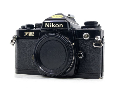 Nikon FE2 – Klasyczny Aparat Analogowy