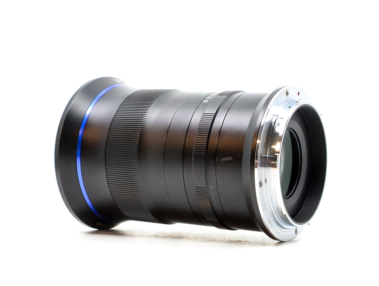 Venus Laowa 17mm f/4 GFX Zero-D - Fujifilm GFX Fit - segunda mano - buen estado - detalle 2 de 4 - SKU 3717274 - Camera Marke