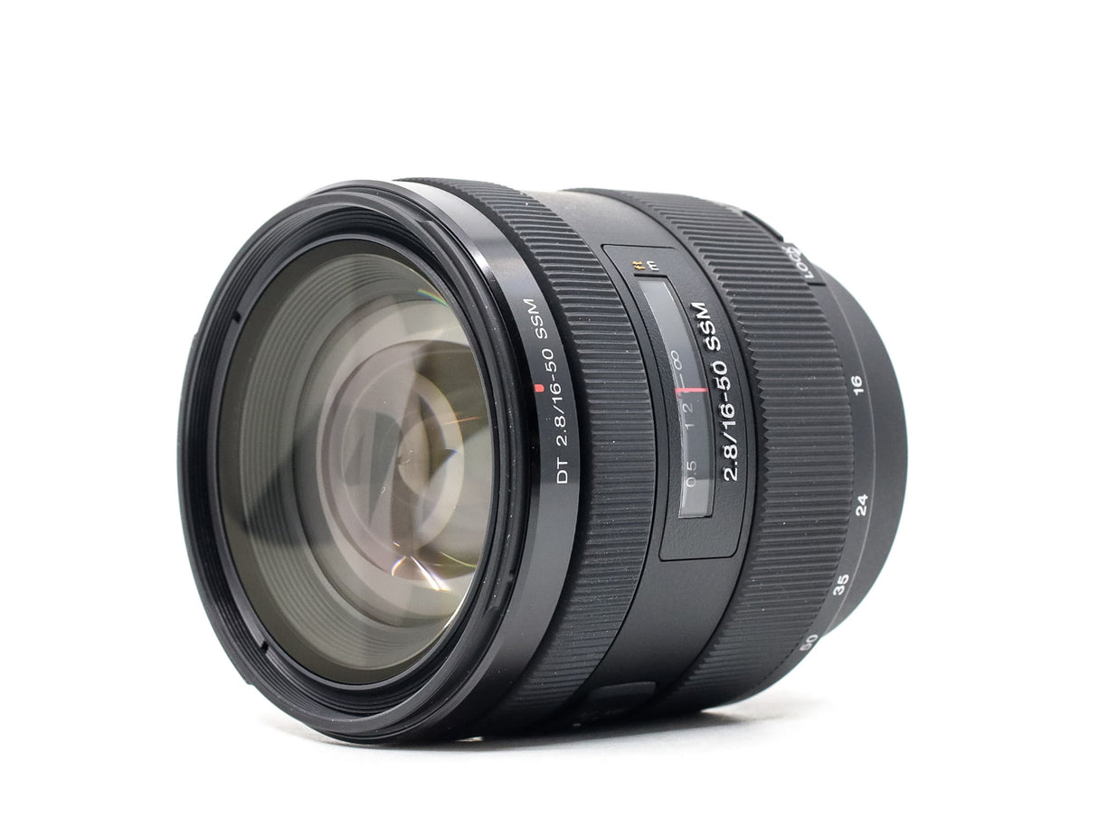 Sony DT 16-50mm f/2.8 SSM - Sony A fit - segunda mano - excelente estado - detalle 2 de 5 - SKU 3703872 - Camera Market