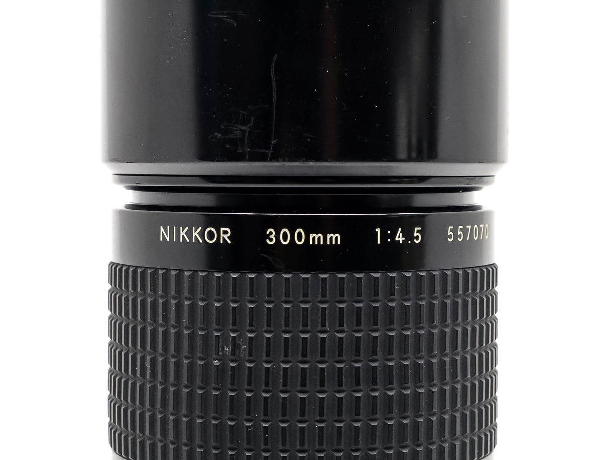 Nikon Ai-S Nikkor 300mm f/4.5 - segunda mano - buen estado - detalle 4 de 5 - SKU 3717286 - Camera Market