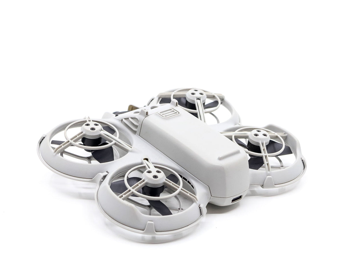 DJI Neo - segunda mano - excelente estado - detalle 5 de 5 - SKU 3785711 - Camera Market