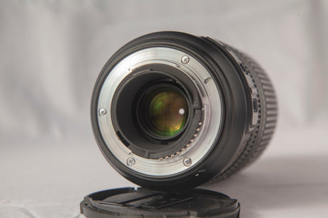 NikonAF-S VR Zoom-Nikkor 70-300mm f/4.5-5.6G IF-EDba1c80fc-a724-4ffc-8ed3-7b0476b0da50