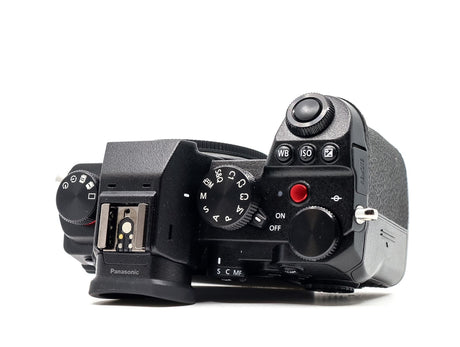 Panasonic Lumix DC-S5D