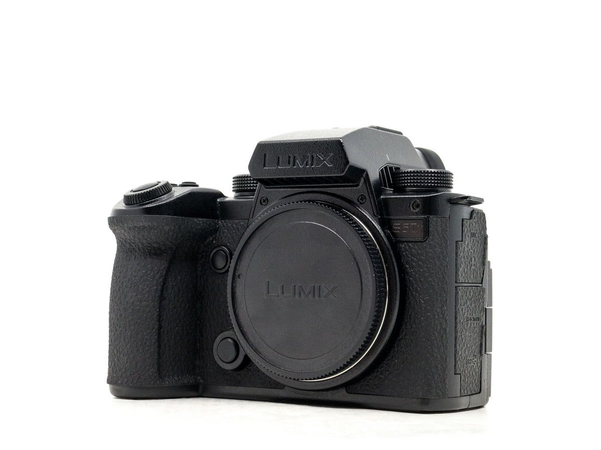 Panasonic Lumix S5 IIX · zdjęcie główne