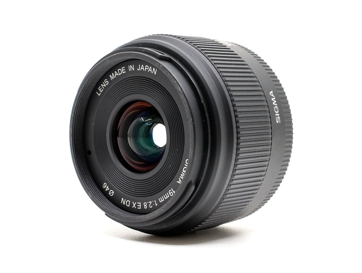 Sigma 19mm f/2.8 EX DN - Micro Four Thirds Fit · zdjęcie główne