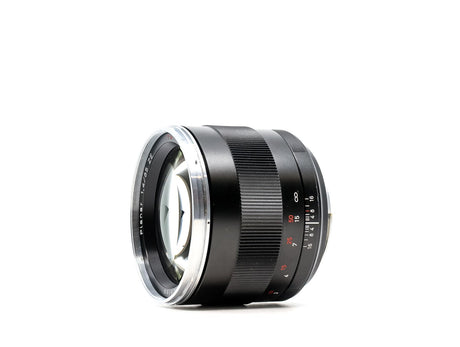 ZEISS Planar 85mm f/1.4 ZE - Canon EF Fit