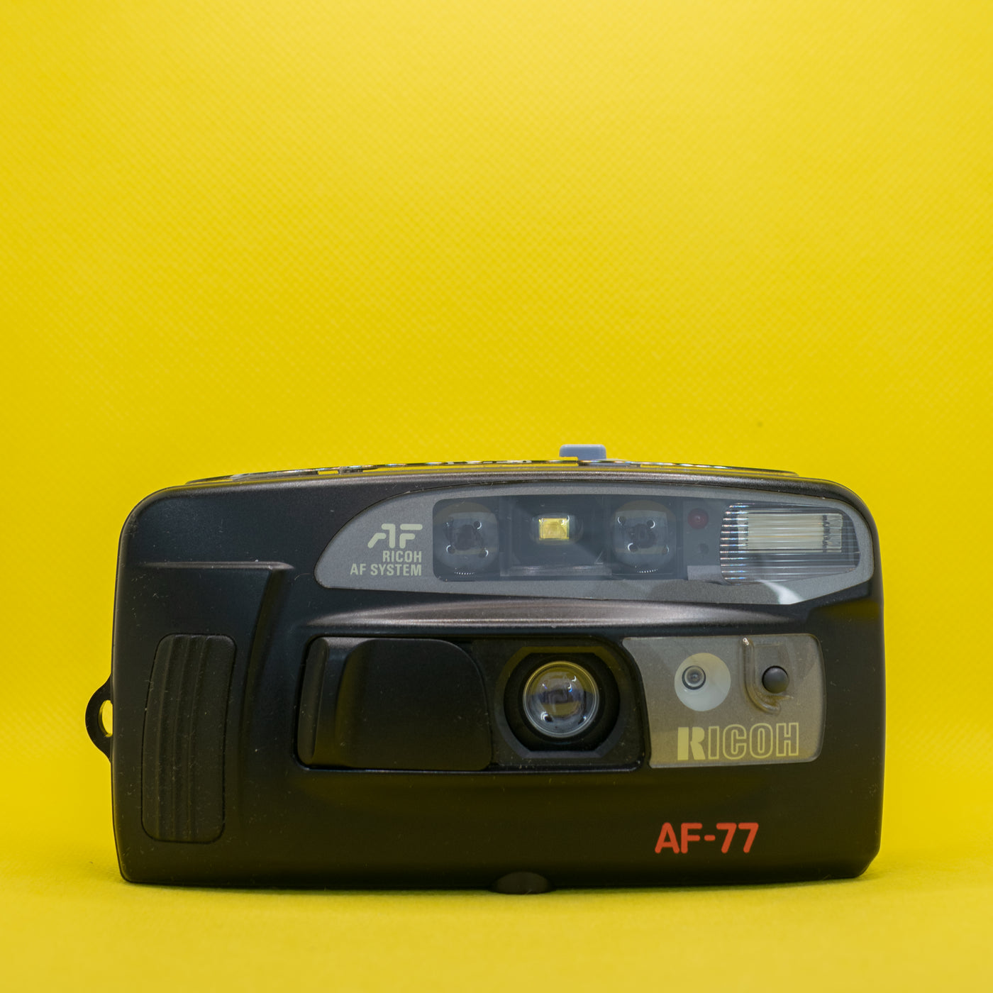 Ricoh AF77 - Premium Kompaktkamera 35mm na Film · zdjęcie główne