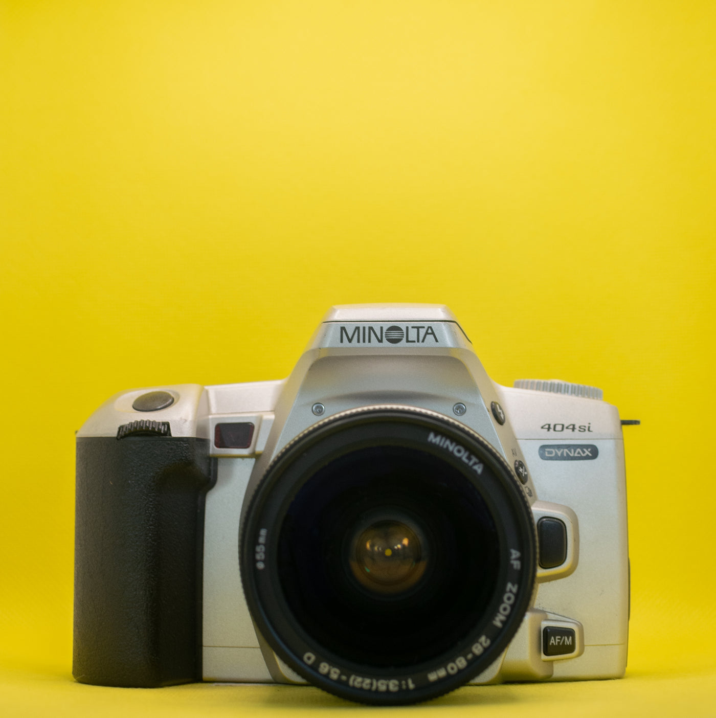 Minolta Dynax 404si - Profesjonalny aparat analogowy 35mm · zdjęcie główne