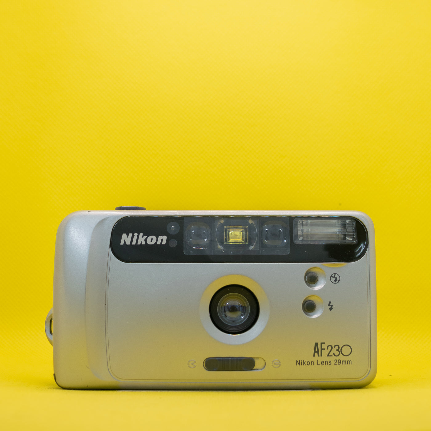 Nikon AF230 - Aparat na film 35mm · zdjęcie główne