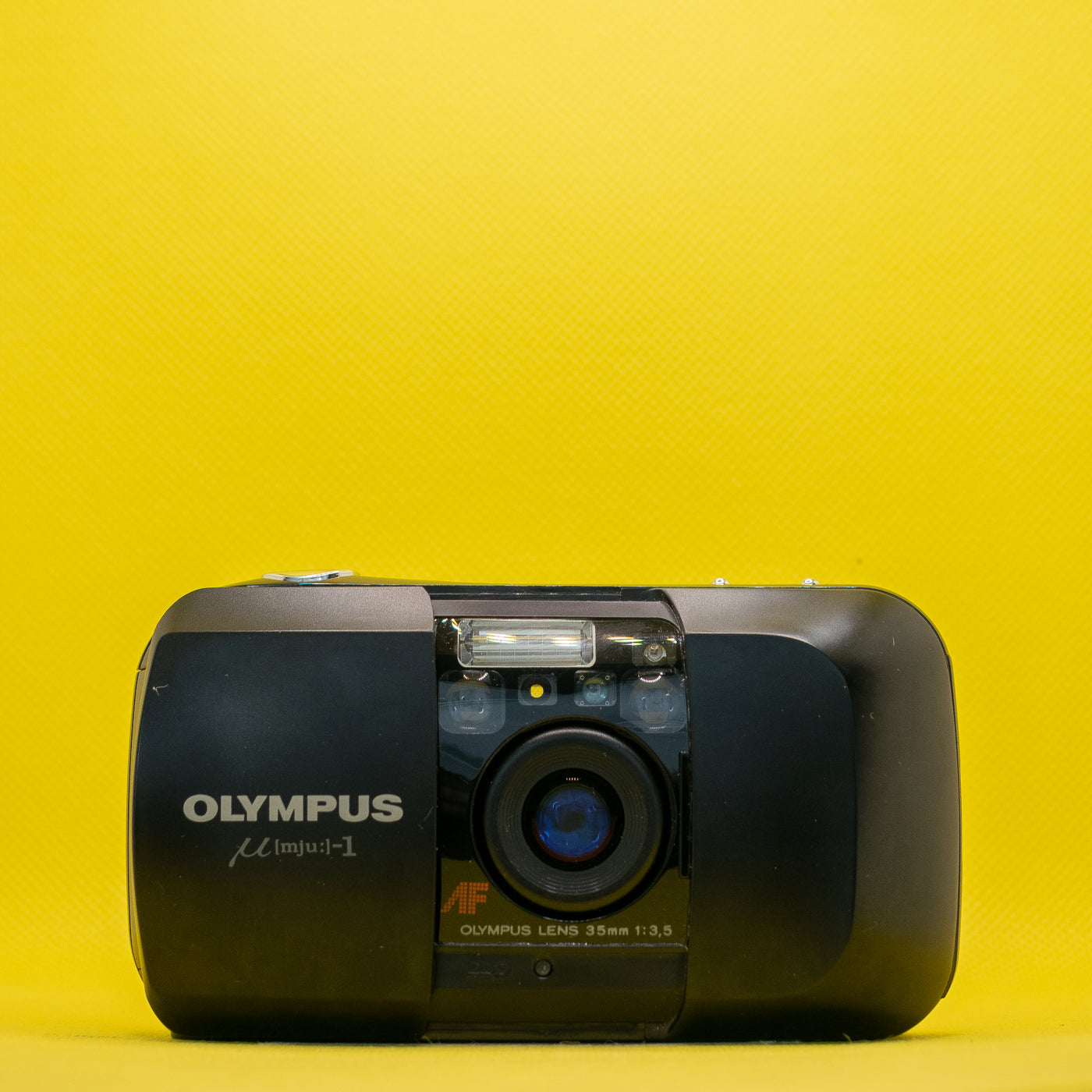 Olympus MJU I - Klasyczny Kompaktowy Aparat 35mm · zdjęcie główne