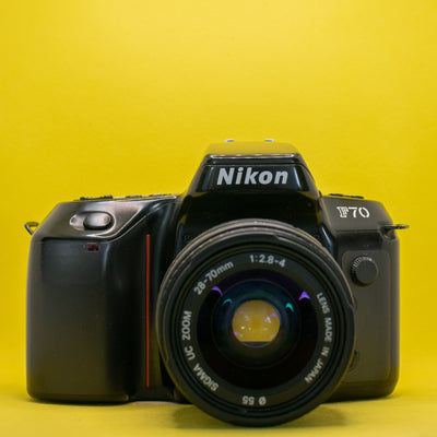 Nikon F70 - Lustrzanka 35mm na film
