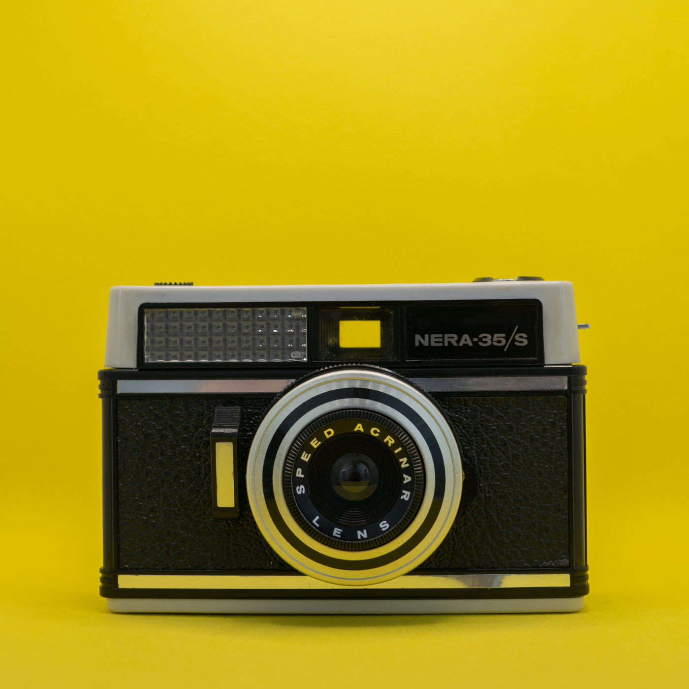 Nera 35S - Aparat na Film 35mm · zdjęcie główne