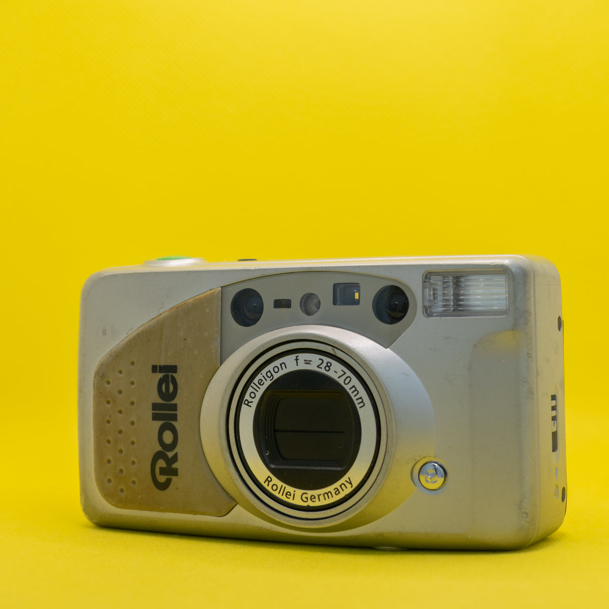 Rollei Giro 70WA - 35mm Premium  Compact Film Camera